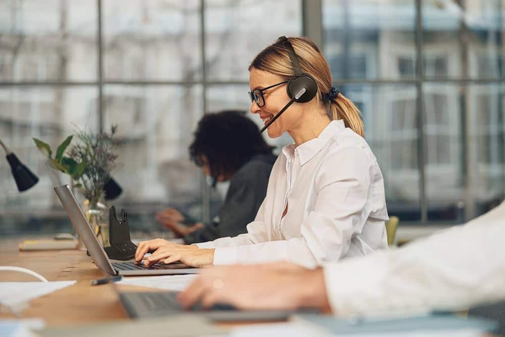 la téléphonie en entreprise avec un poste axidoc